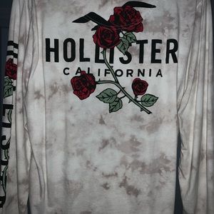 Hollister, Long sleeve T-Shirt, Rose Vines, White Gray color scheme.